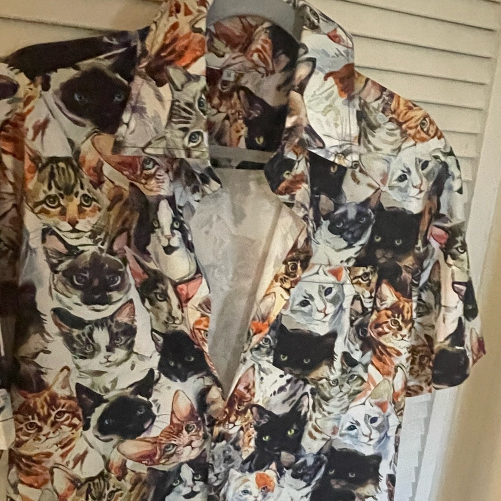 Men’s Cat Button Down